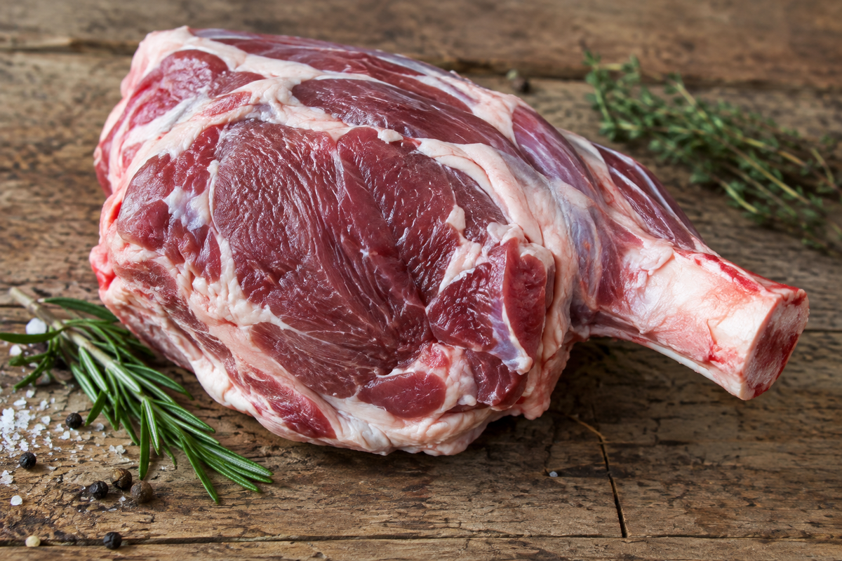 Lamb Shoulder - Bone In